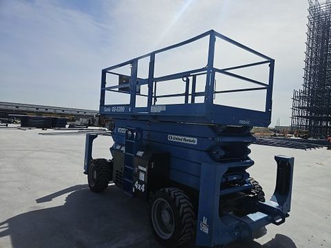 2016 GENIE GS-5390 RT Scissor Lift 50-59' Ic 4Wd