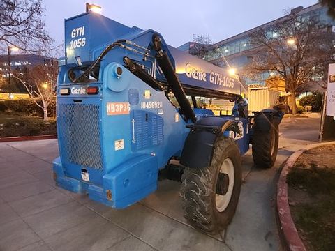 2016 GENIE GTH-1056 Forklift Variable Reach 10000# 50'-62'