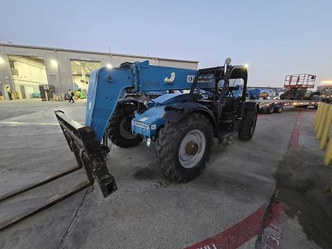2016 GENIE GTH-844 Forklift Variable Reach 8000# 40-49'
