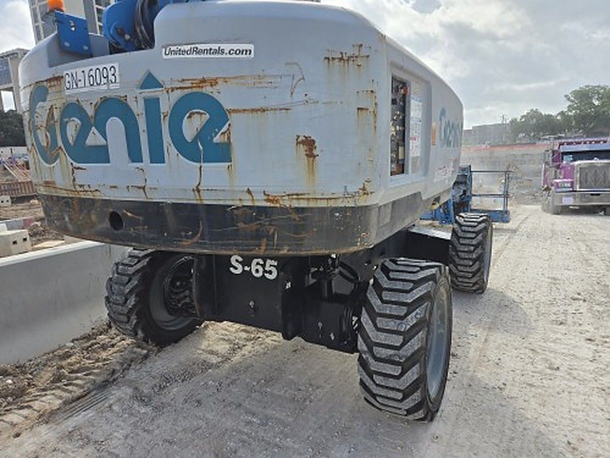 GENIE S-65 photo 3