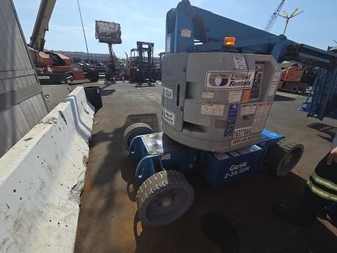 2016 GENIE Z-34/22 N Boom 34-39' Articulating Dc