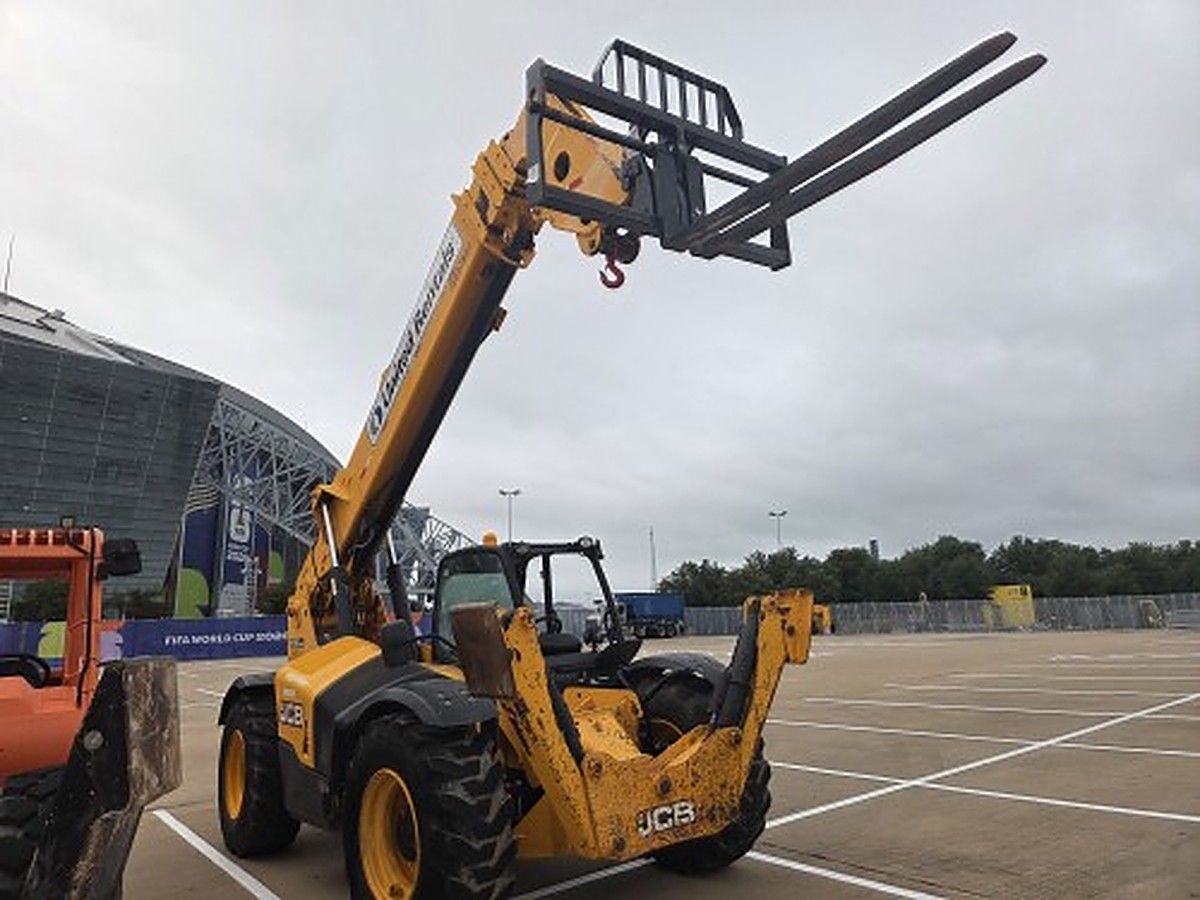 JCB 510-56 S photo 2
