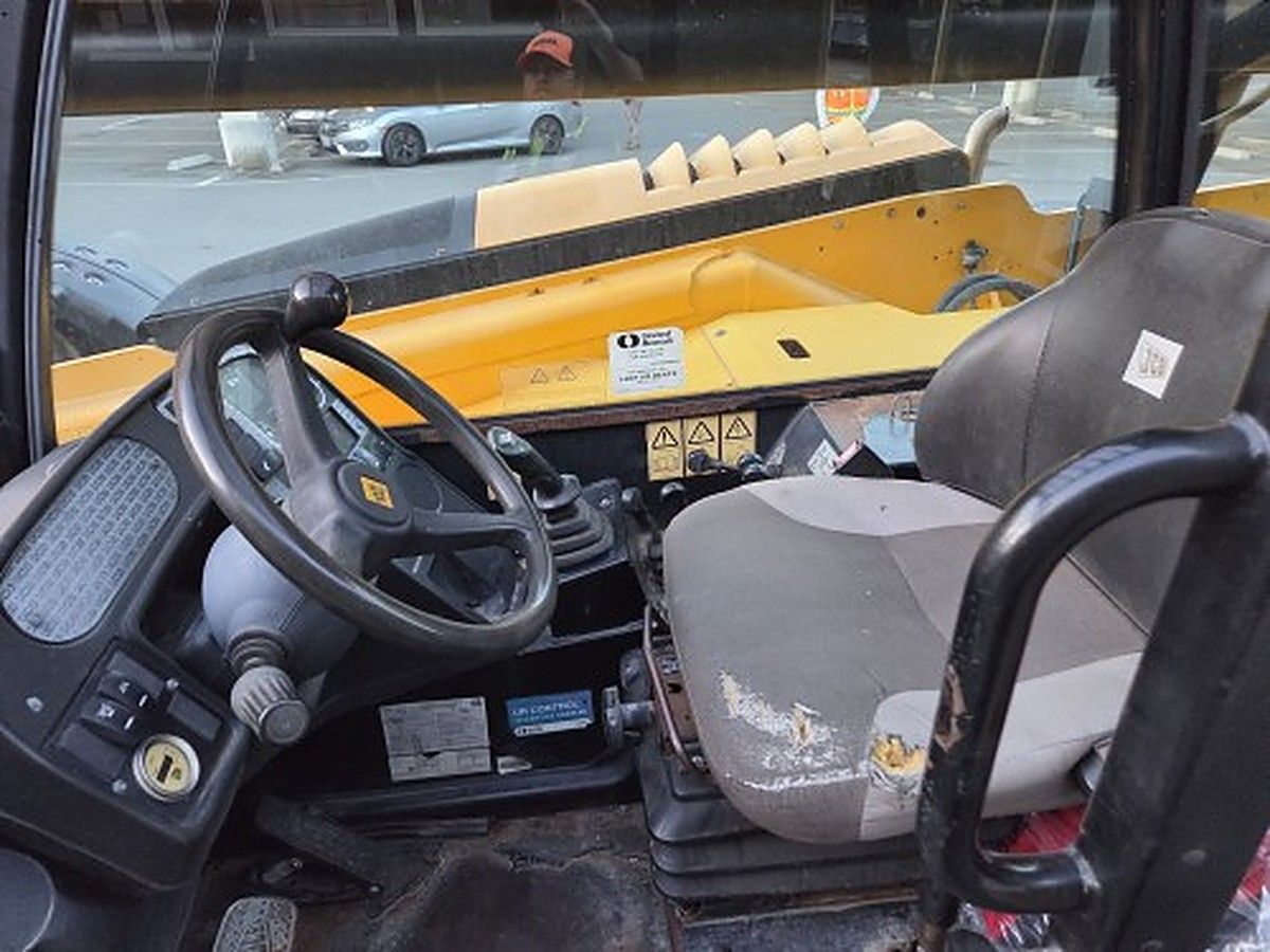 JCB 510-56 S photo 10