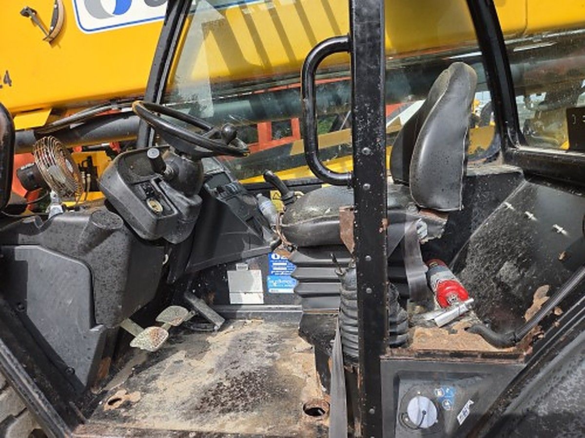 JCB 510-56 S photo 2