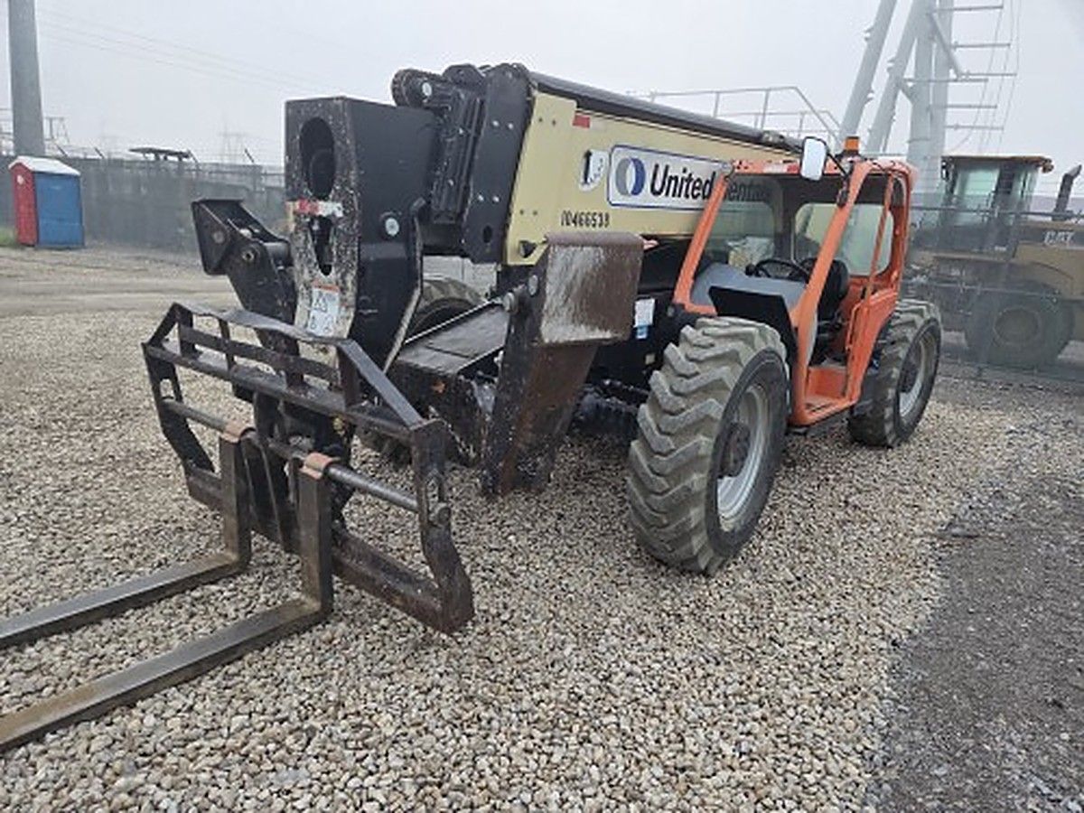 JLG 1055 photo 3