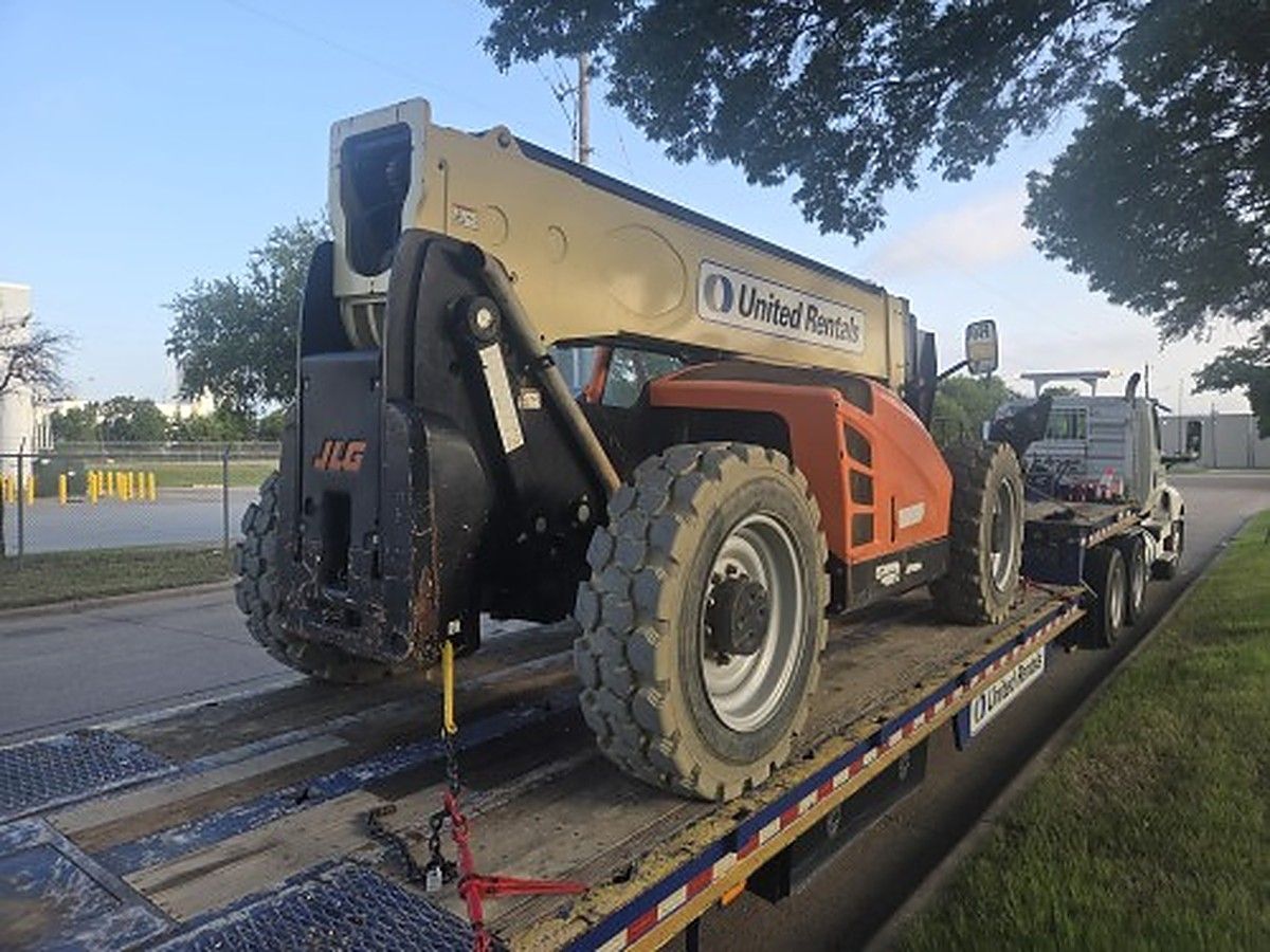 JLG 1055 photo 3
