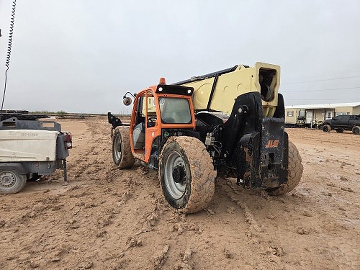 2016 JLG 1055 for sale in Las Vegas, NV