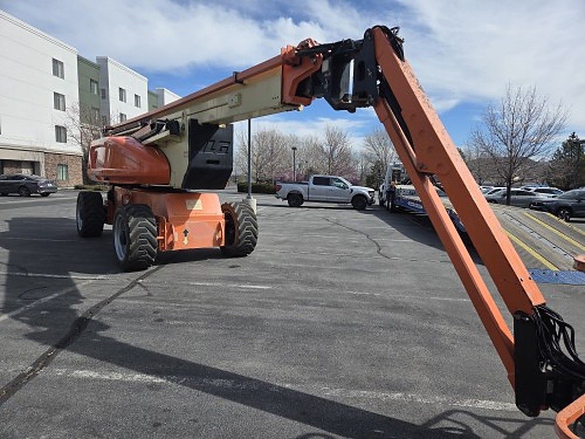 JLG 1250AJP photo 2