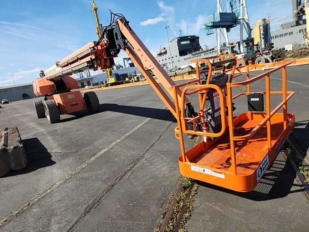 JLG 1350SJP photo 6