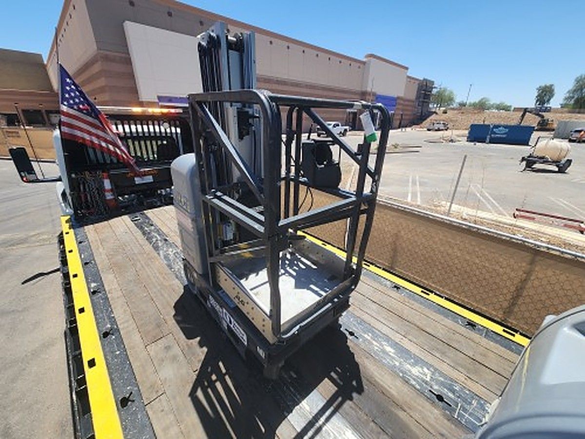 JLG 20MVL photo 2