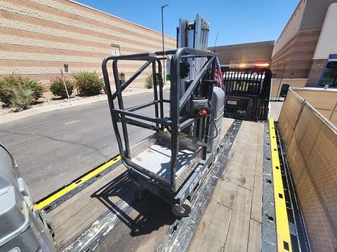 2016 JLG 20MVL Vertical Lift 18-20' Elec Self Propelled