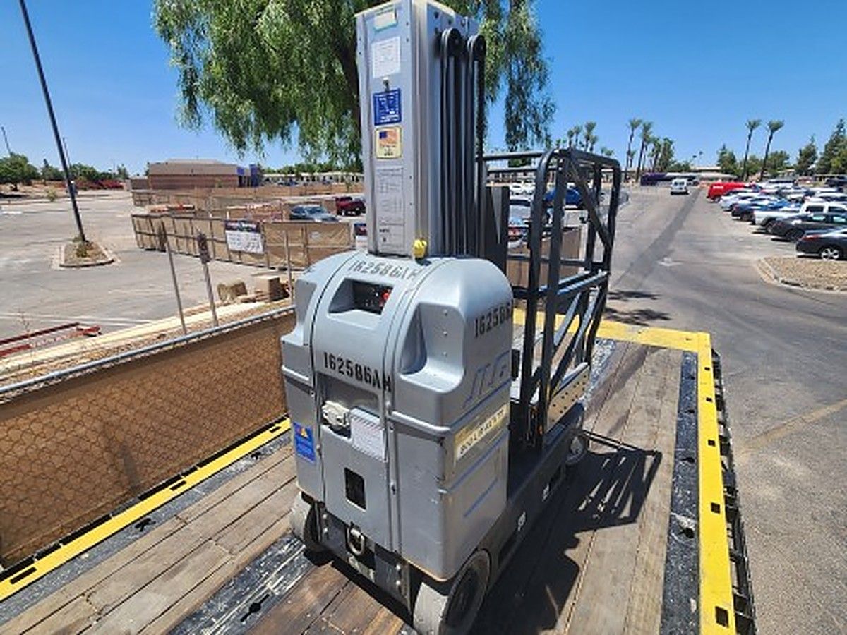 JLG 20MVL photo 5