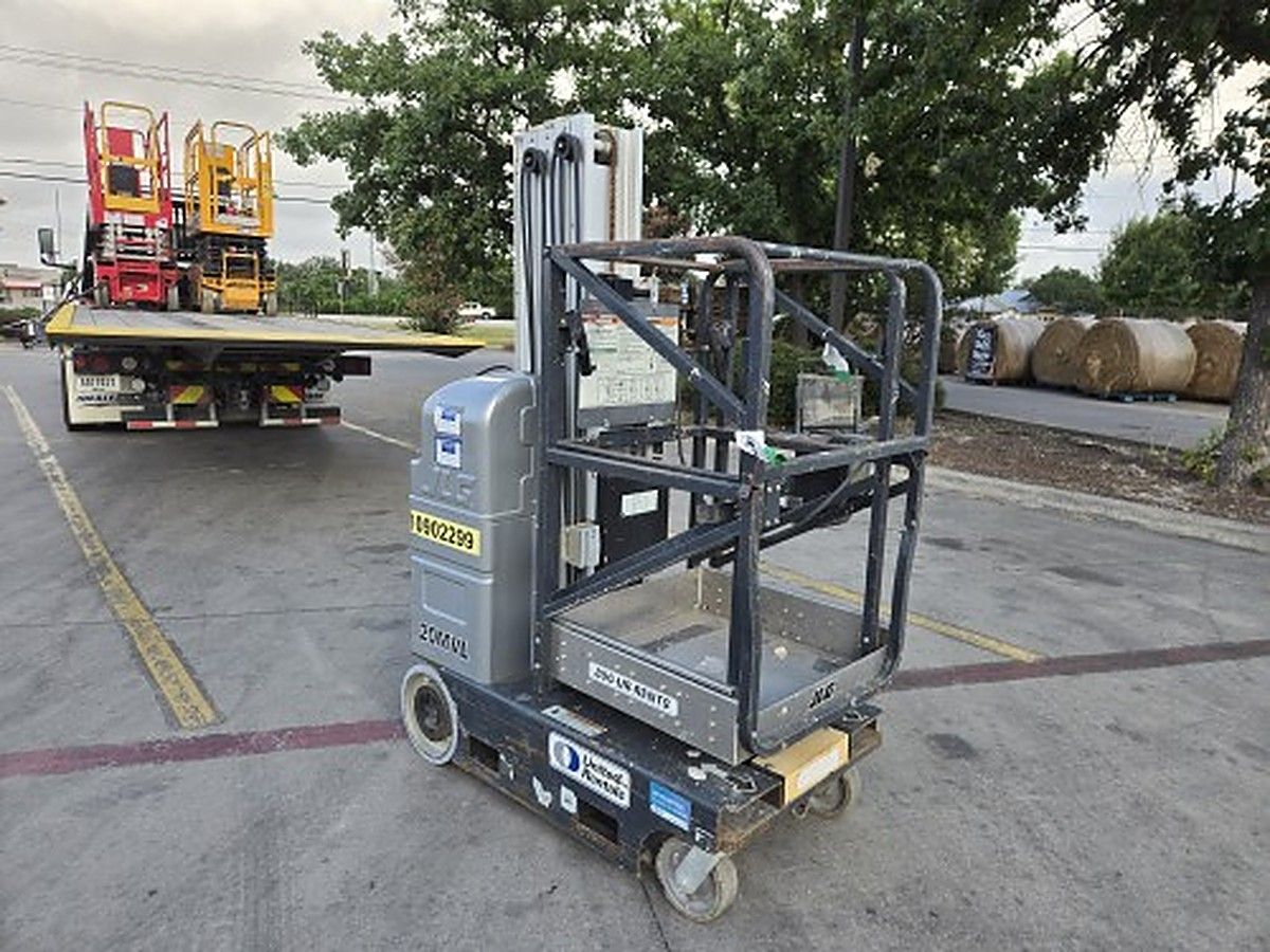 JLG 20MVL photo 7