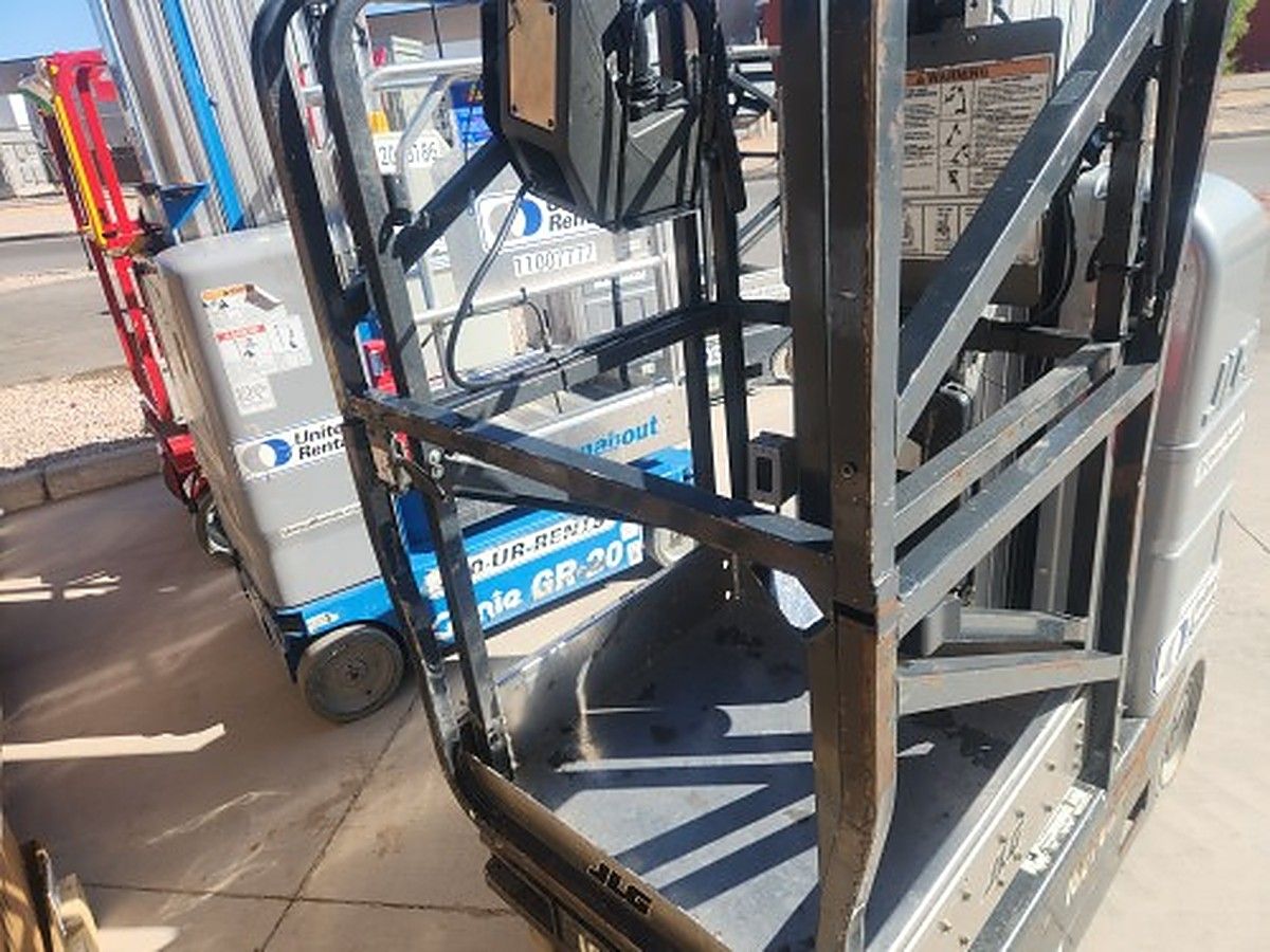 JLG 20MVL photo 3