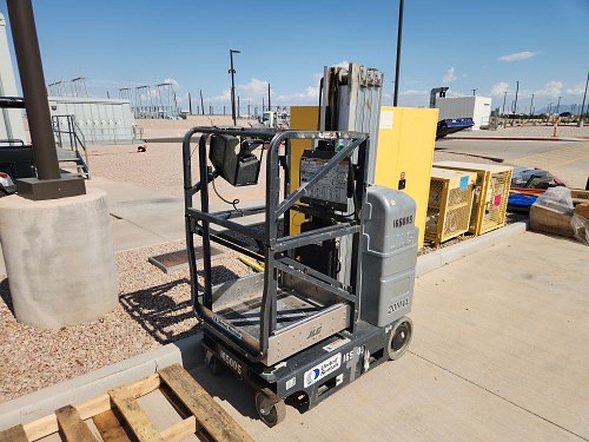 JLG 20MVL photo 3