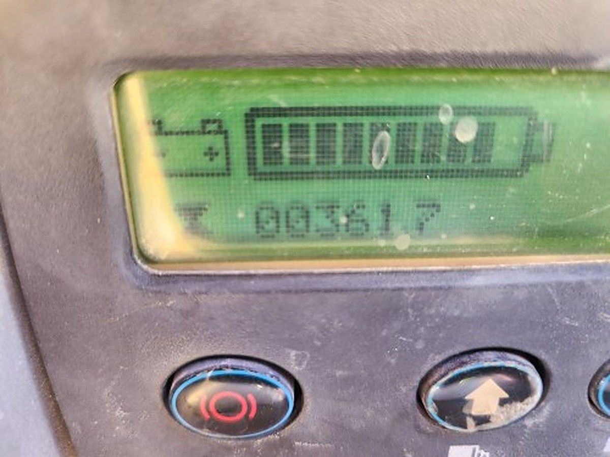JLG 20MVL photo 5