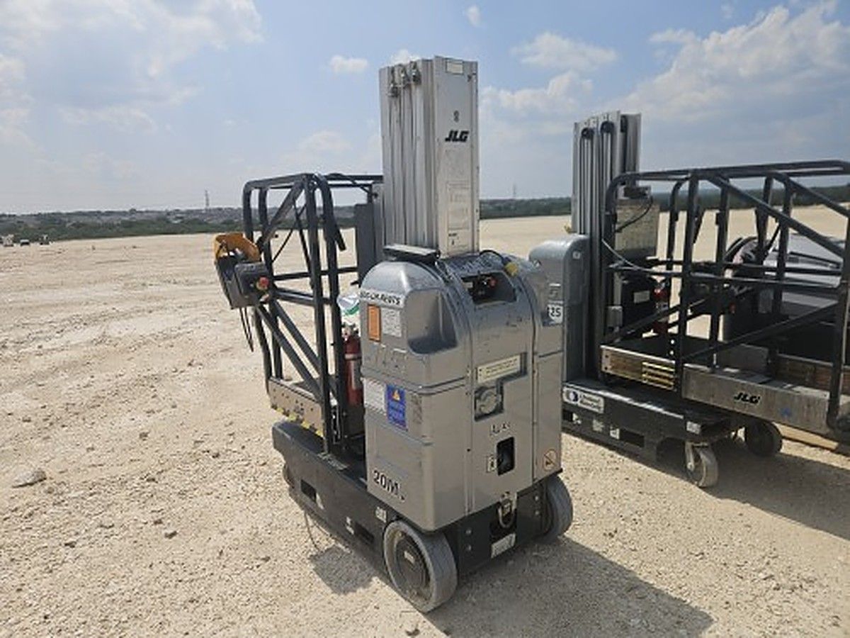 JLG 20MVL photo 2