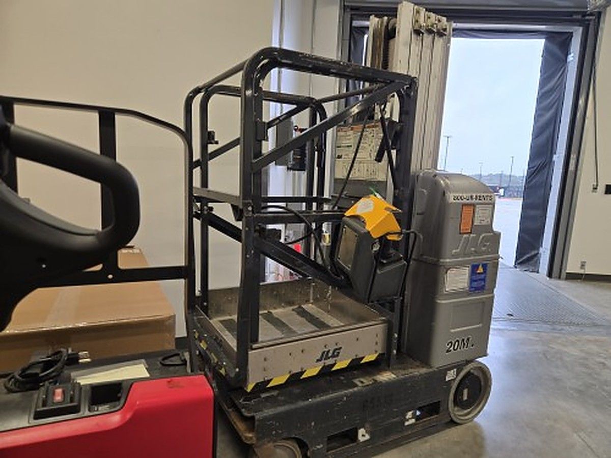 JLG 20MVL photo 7