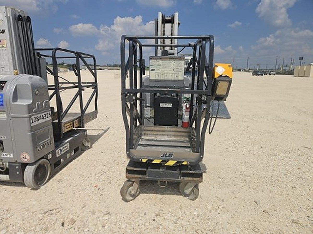 JLG 20MVL photo 10