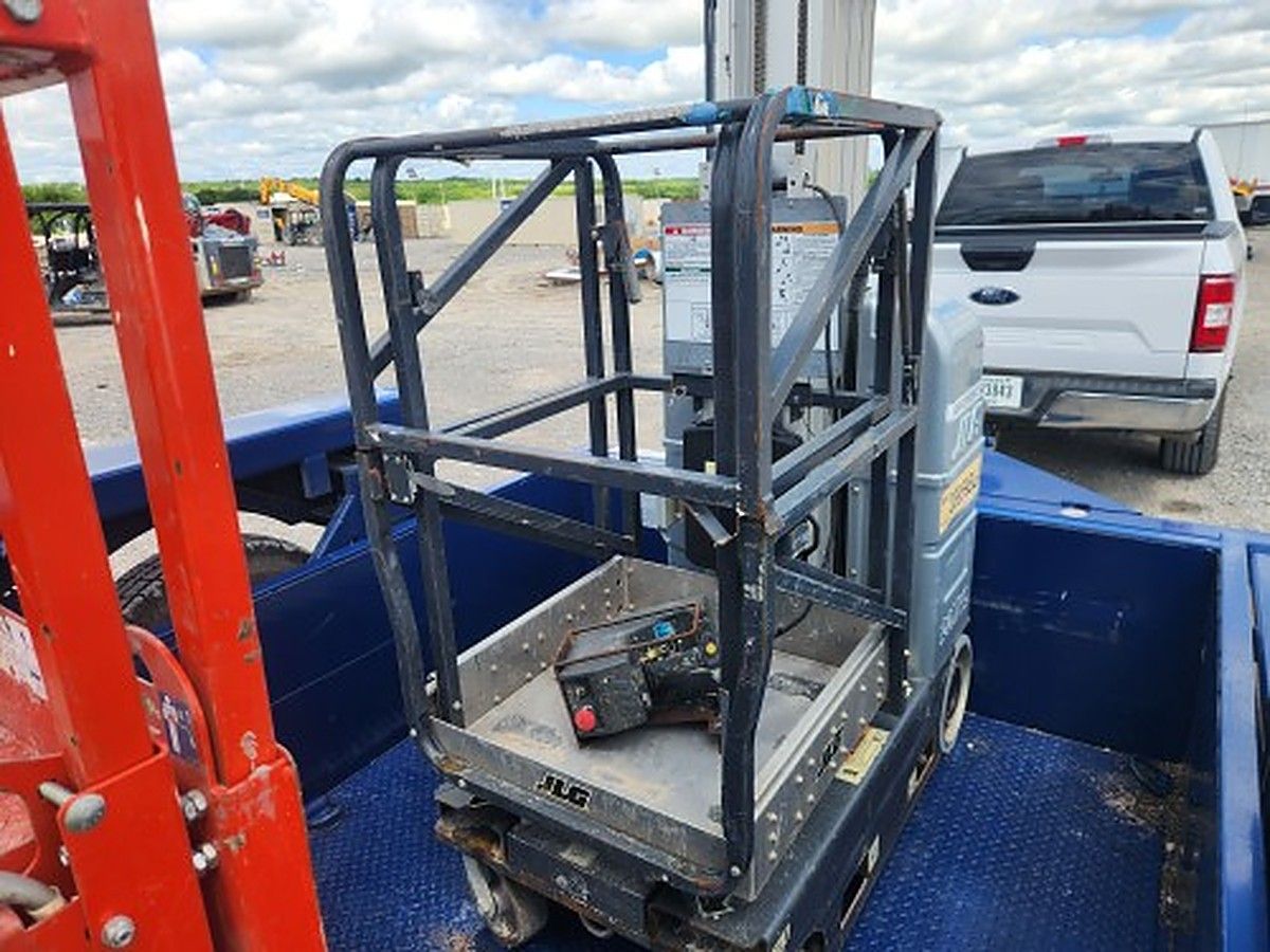 JLG 20MVL photo 3