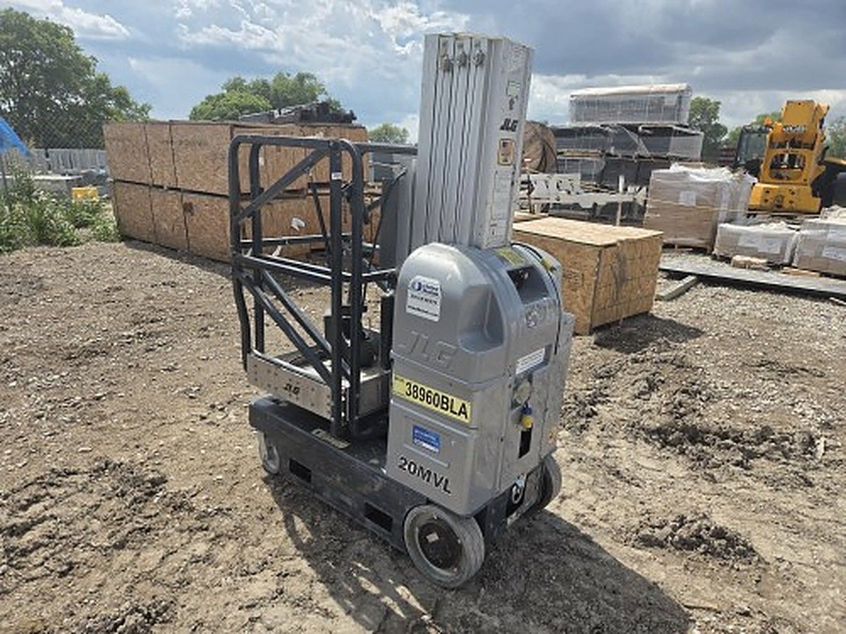 JLG 20MVL photo 2