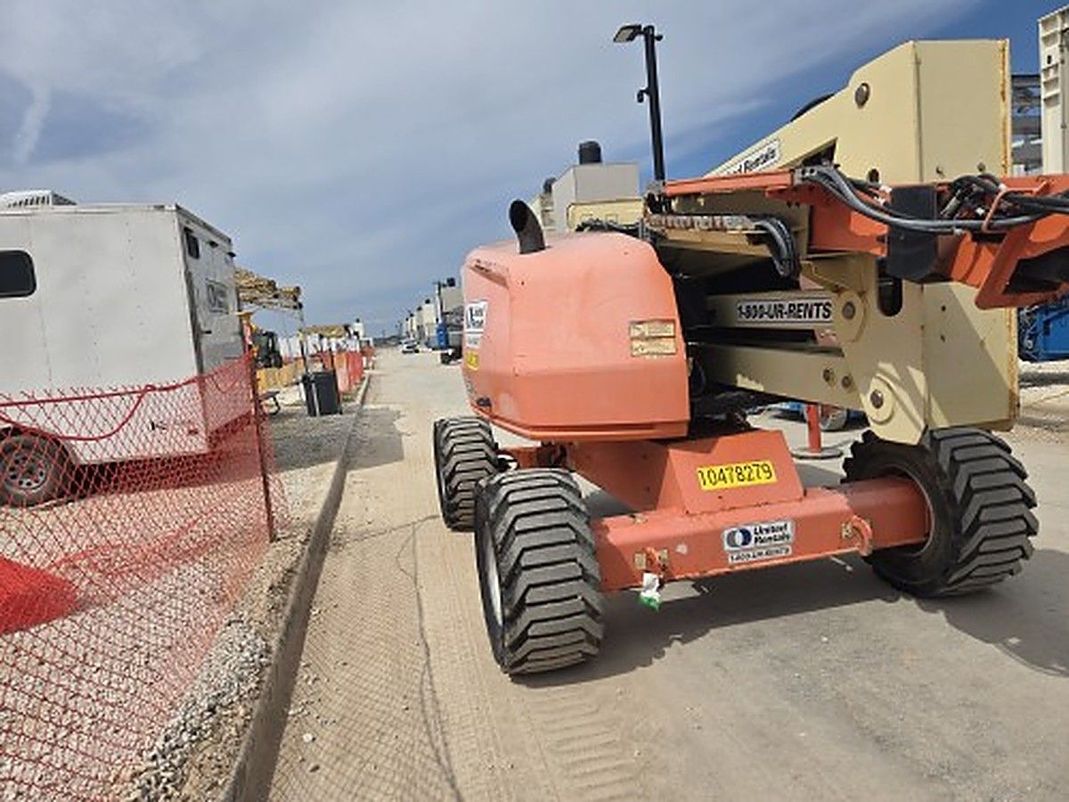 JLG 450AJ photo 2