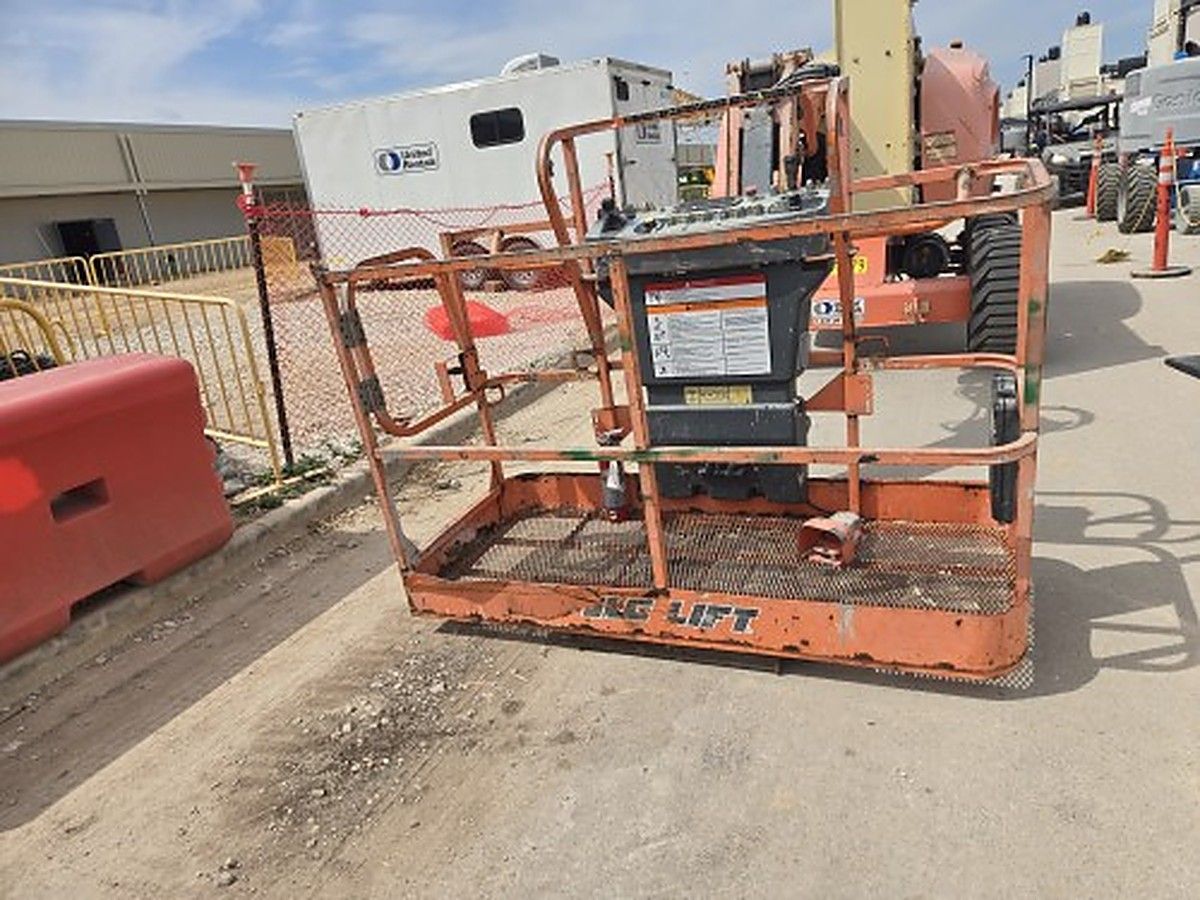 JLG 450AJ photo 4