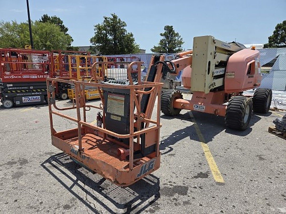 JLG 450AJ photo 2
