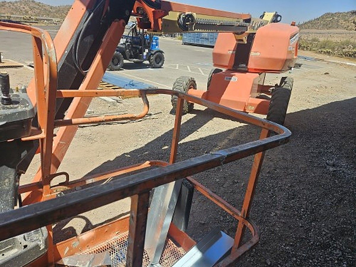 JLG 460SJ photo 3