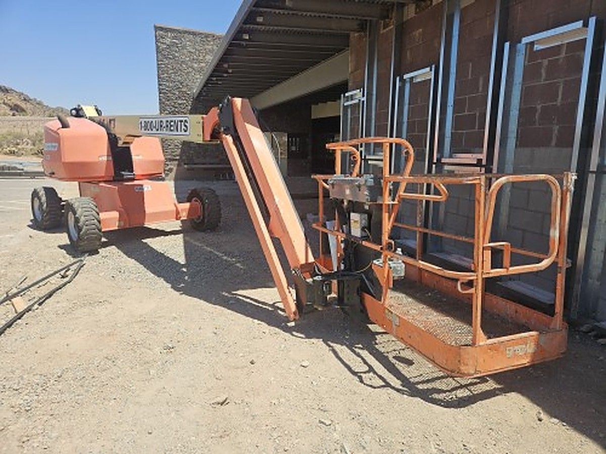 JLG 460SJ photo 8