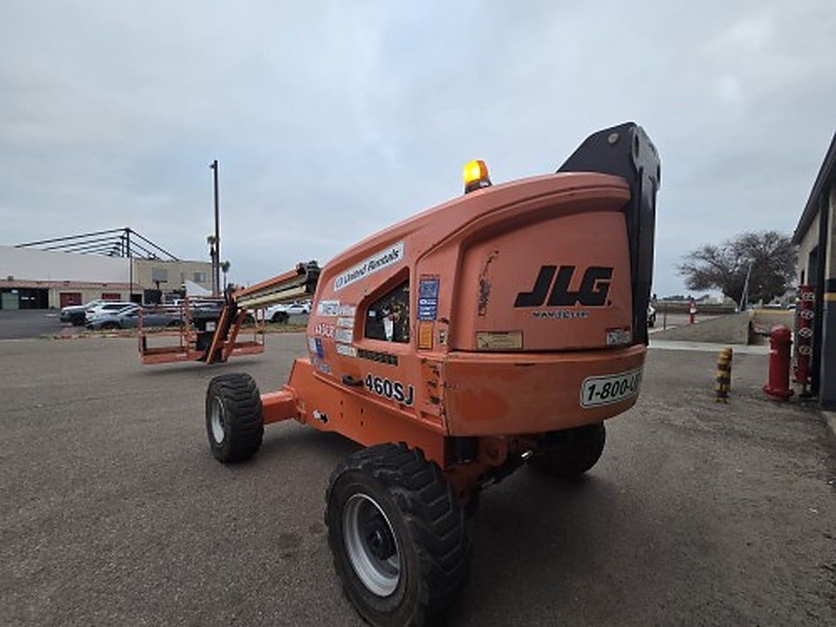 JLG 460SJ photo 2