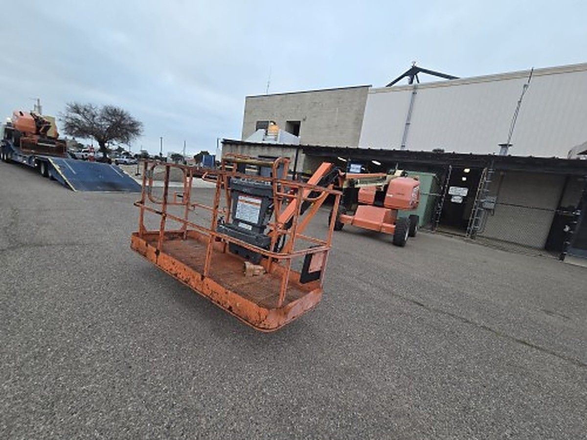 JLG 460SJ photo 3