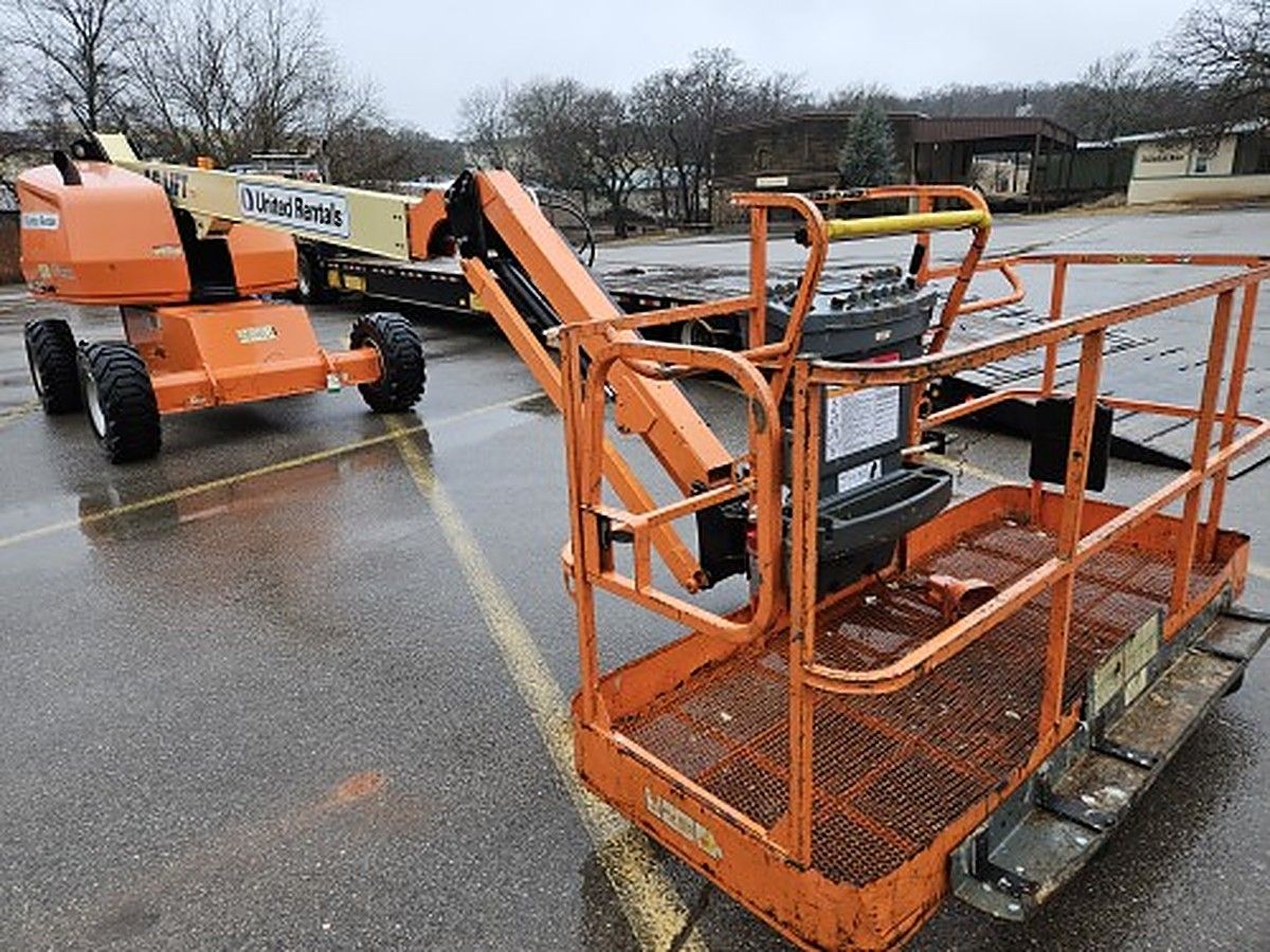 JLG 460SJ photo 5