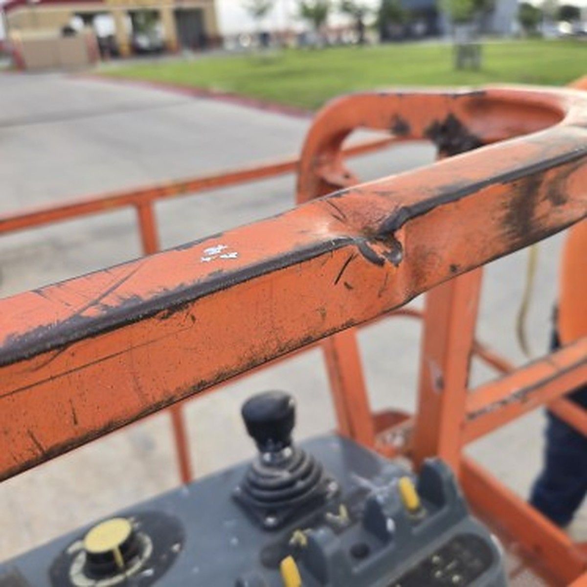 JLG 460SJ photo 11