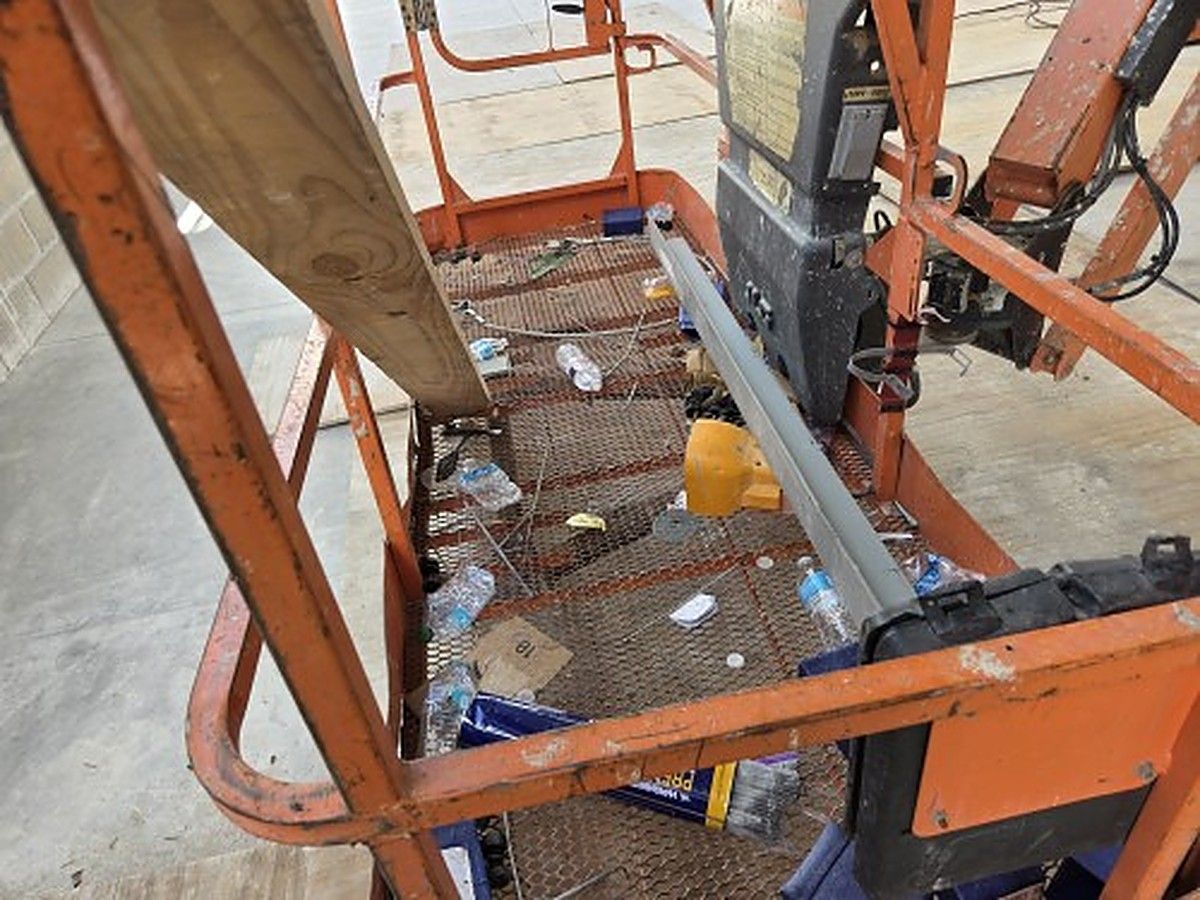 JLG 460SJ photo 3