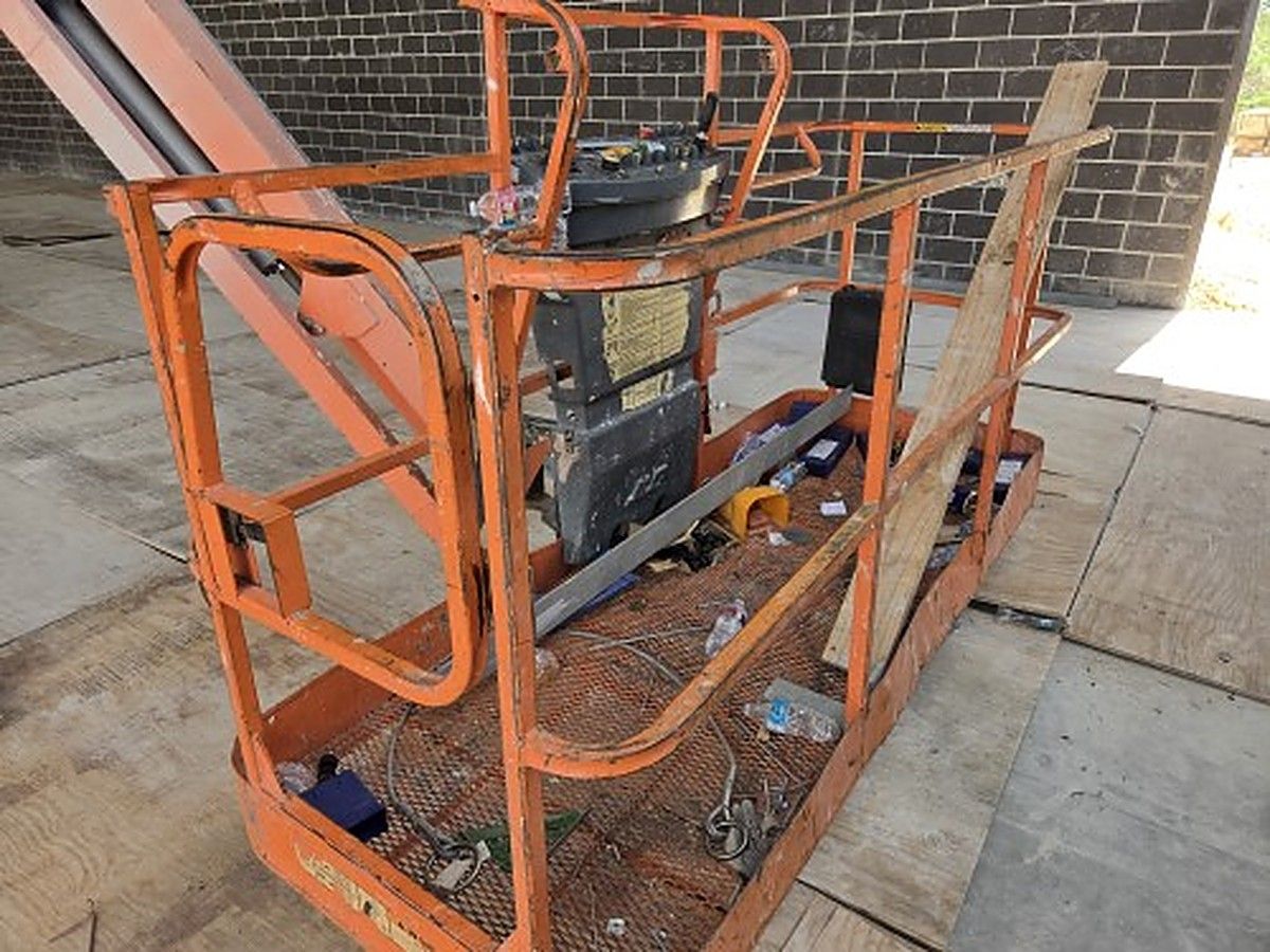 JLG 460SJ photo 5