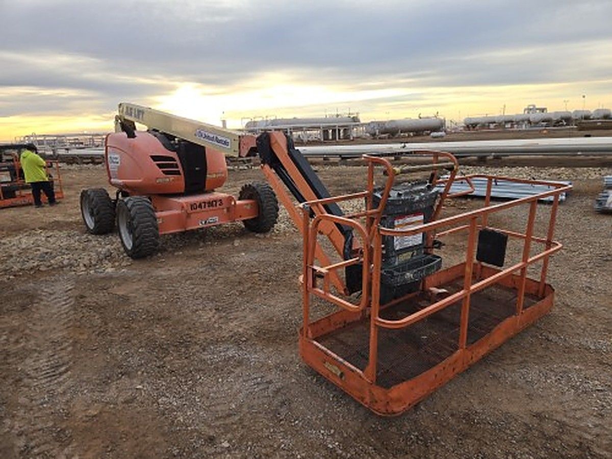 2016 JLG 600AJ for sale in Las Vegas, NV