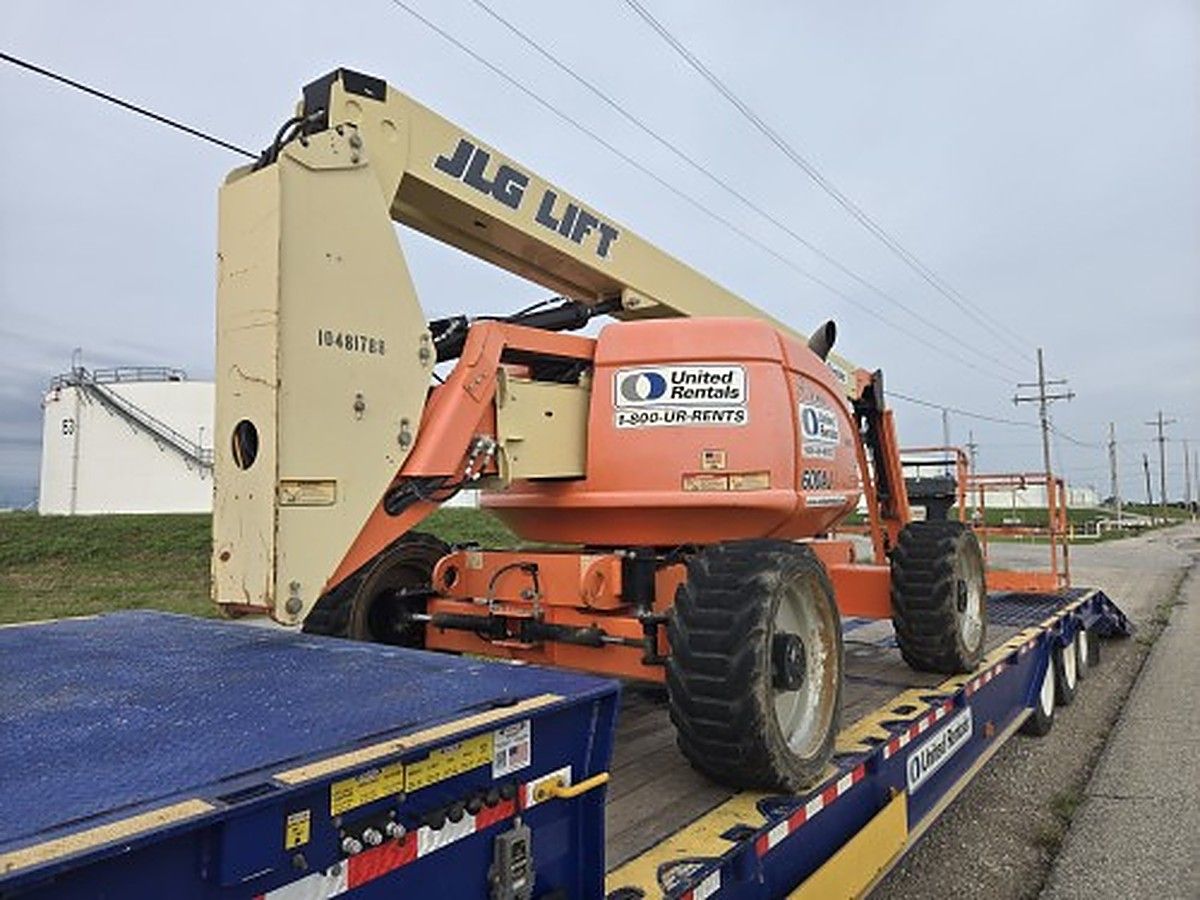 JLG 600AJ photo 2