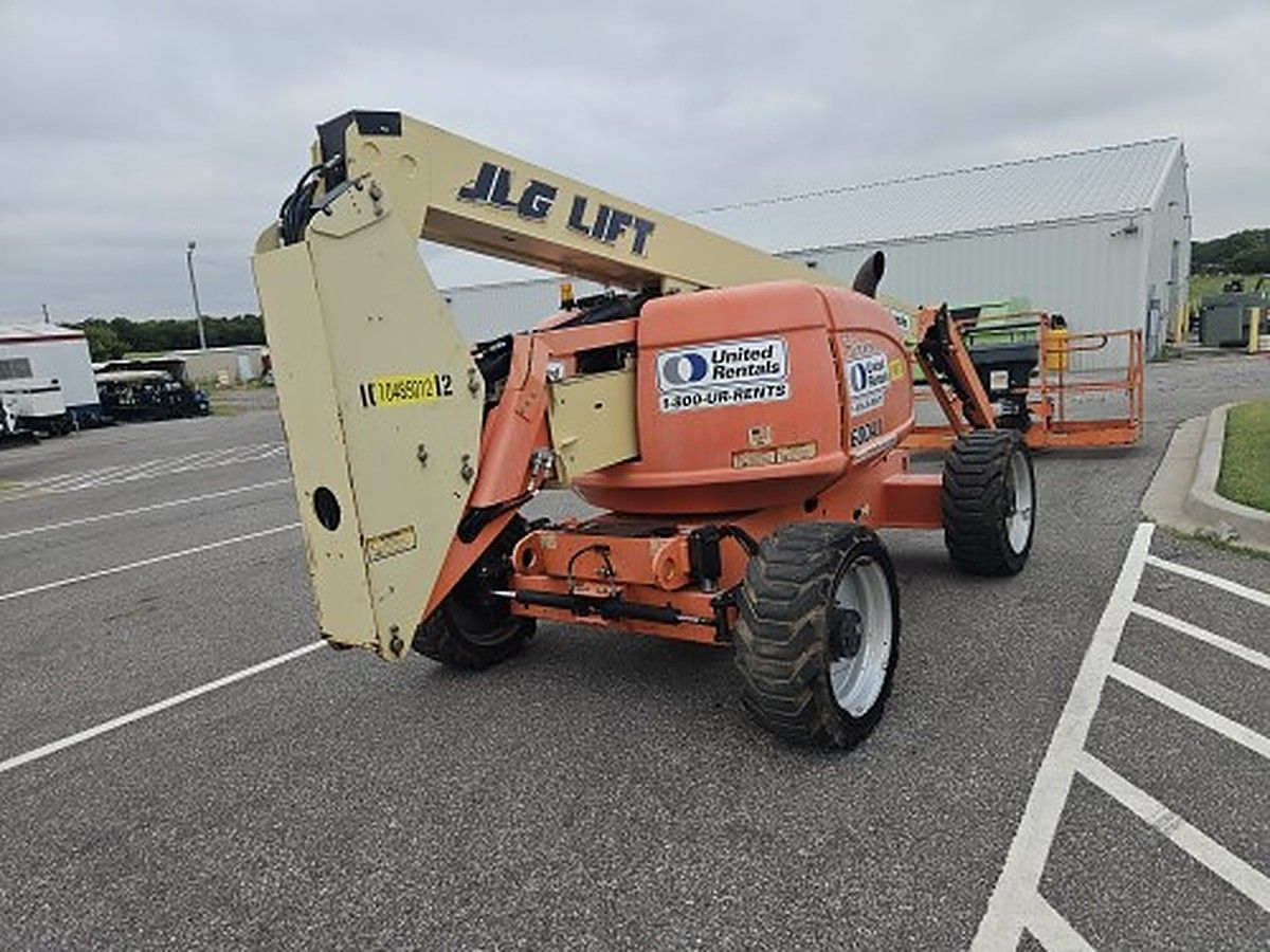 JLG 600AJ photo 2