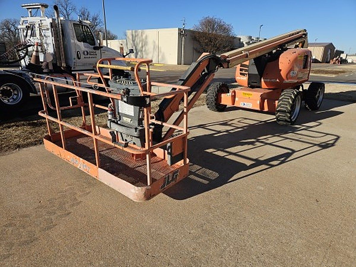 JLG 600AJ photo 5