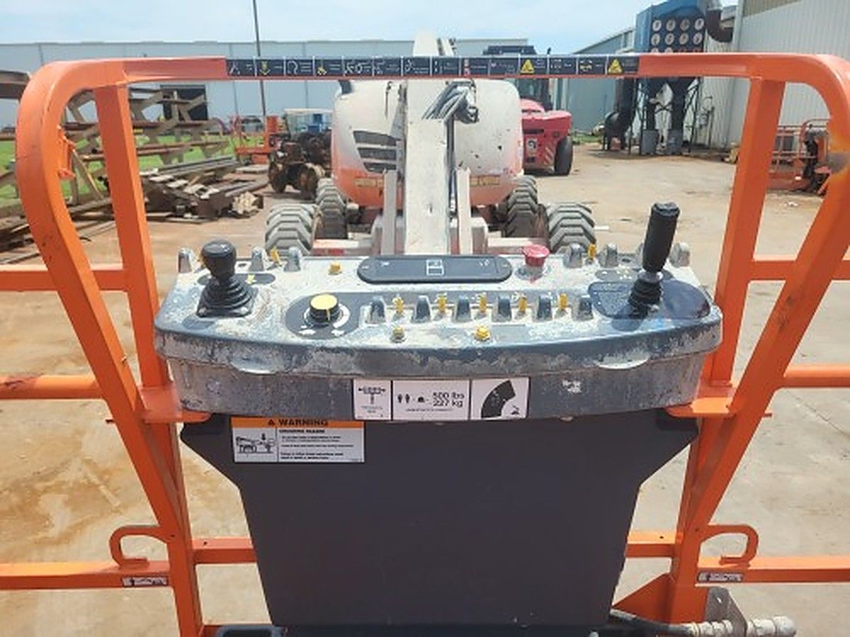 JLG 600AJ photo 5