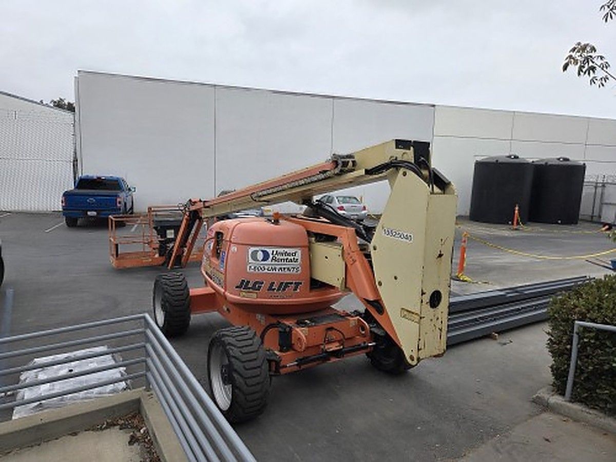 2016 JLG 600AJ for sale in Las Vegas, NV