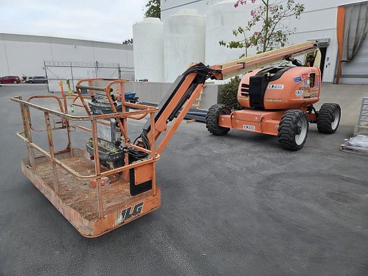 JLG 600AJ photo 3