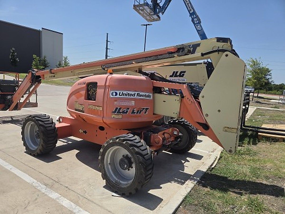 JLG 600AJ photo 2