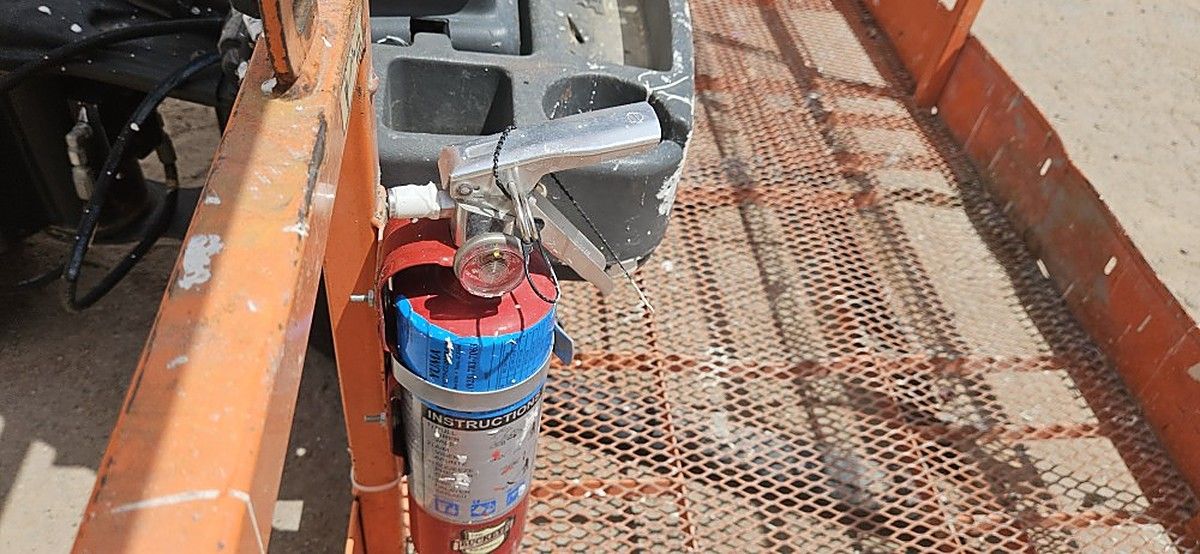JLG 600AJ photo 12