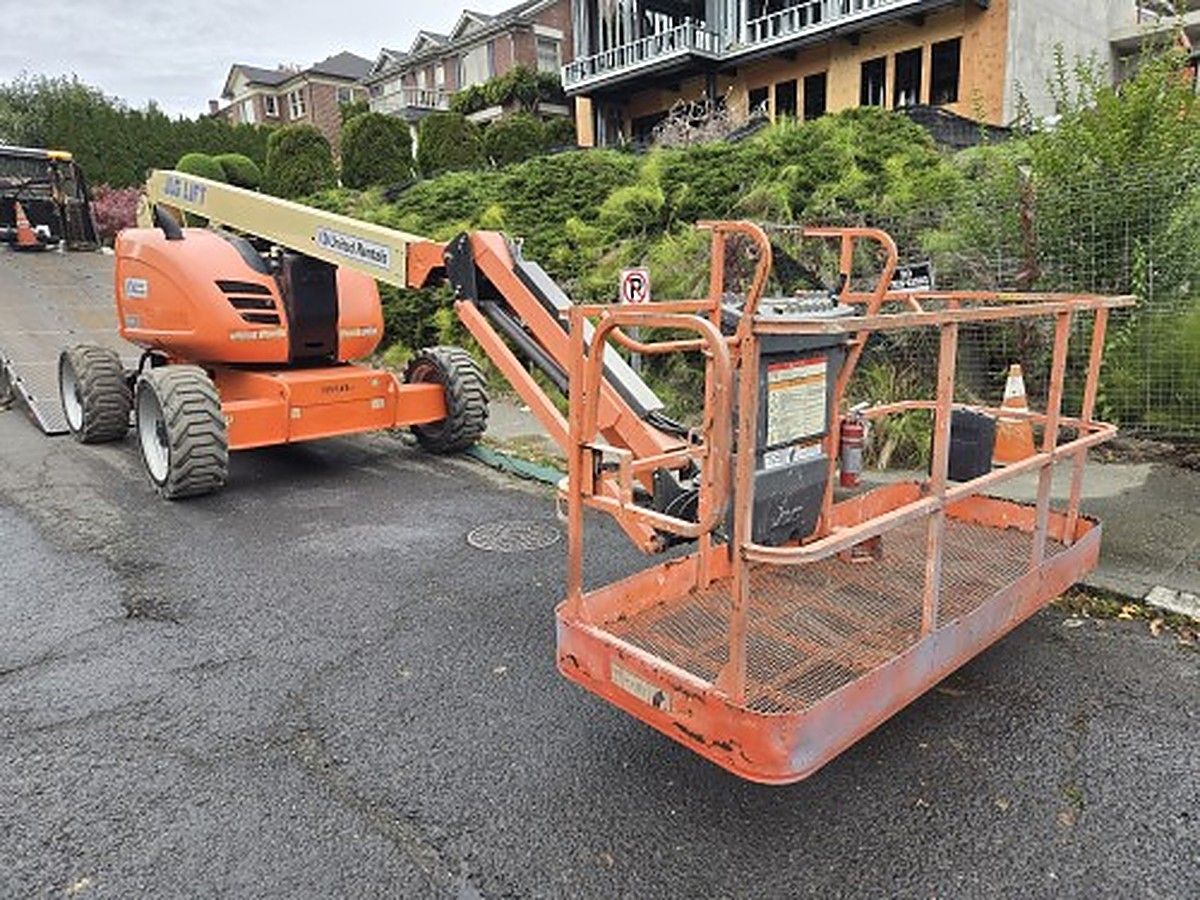 JLG 600AJ photo 4