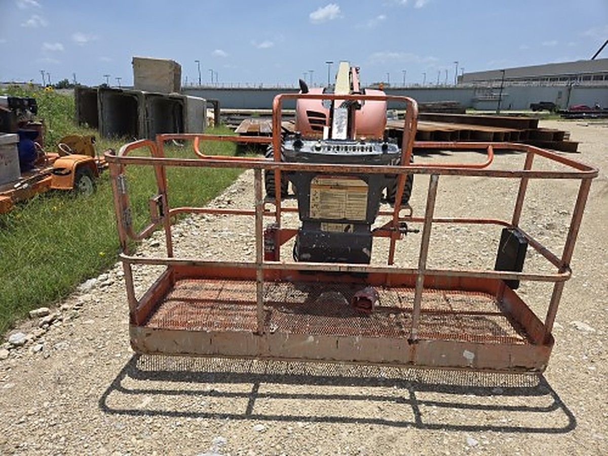 JLG 600AJ photo 4