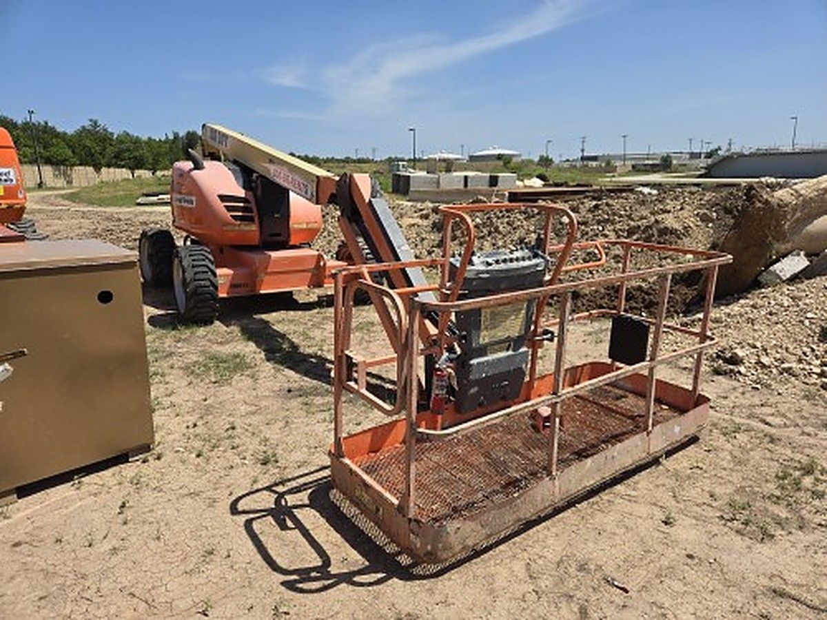 JLG 600AJ photo 6