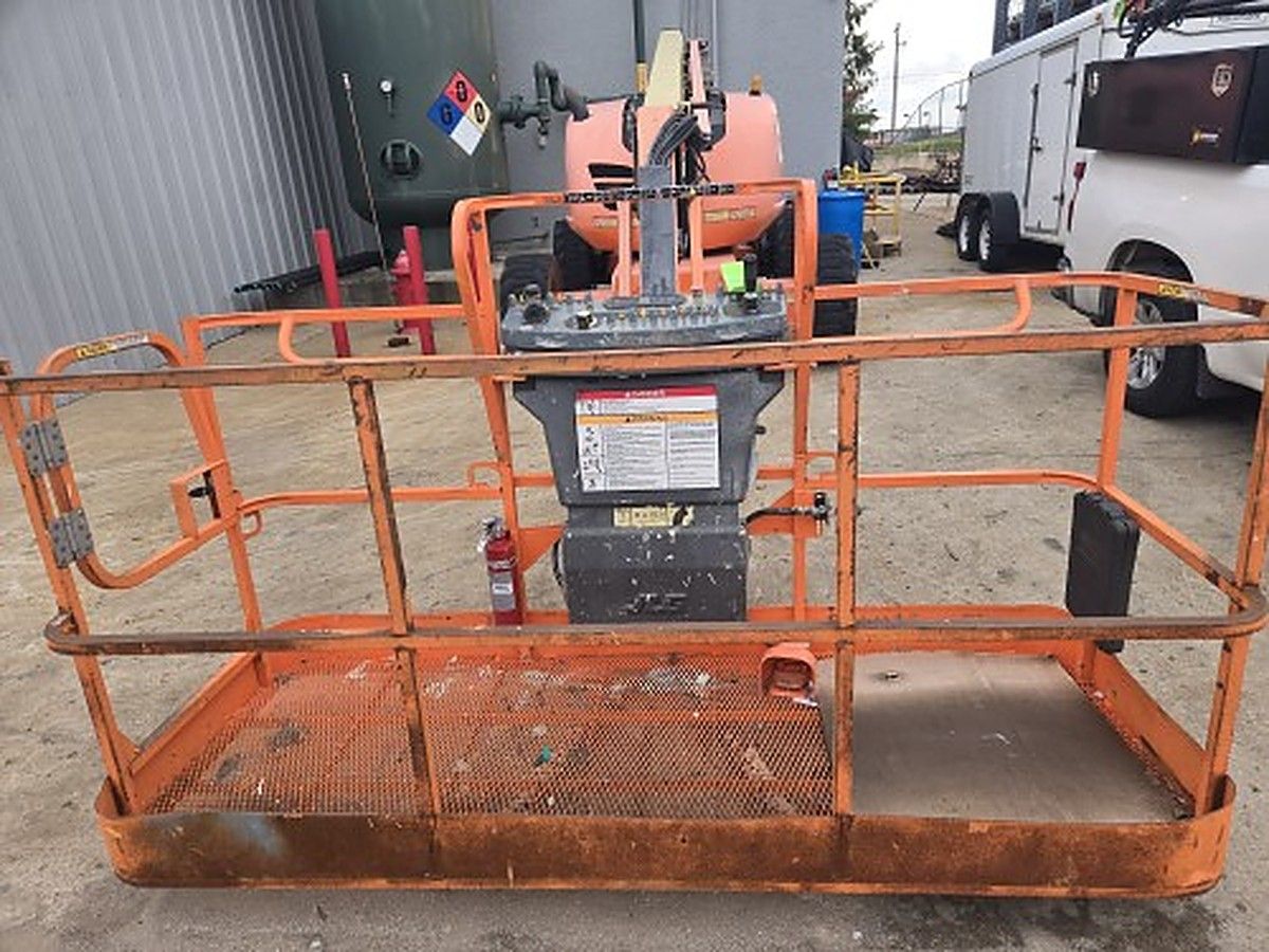 JLG 600AJ photo 4