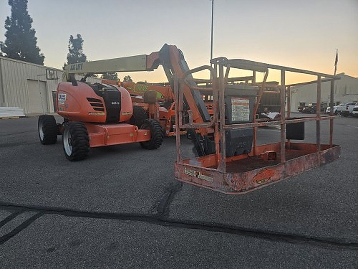JLG 600AJ photo 3